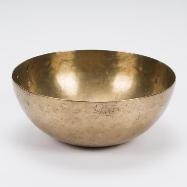 Planetenschale Pluto 2500–2750 g, mit Klöppel