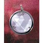 Bergkristall-Medaillon – Ihr Schutzschild Bergkristall-Medaillon